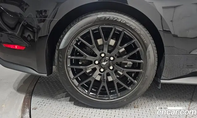 Ford Mustang 2022 5.0 автомат (гидро), миниатюра 5