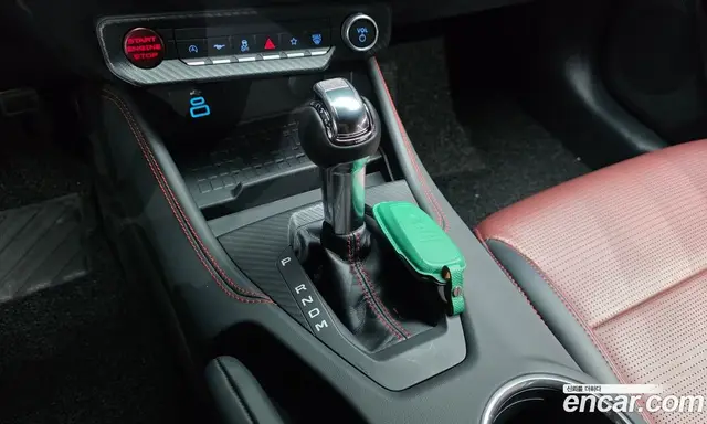 Ford Mustang 2023 2.3 автомат (гидро), миниатюра 12