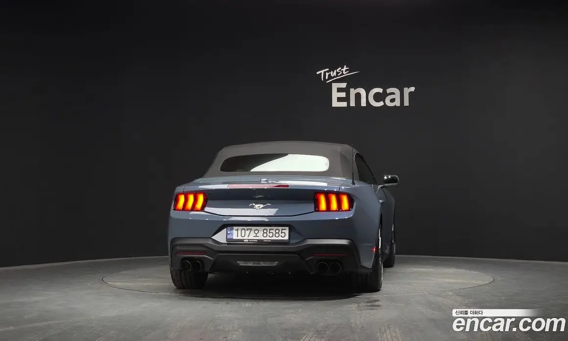 Ford Mustang 2023 2.3 автомат (гидро), фото 4 Ford Mustang 2023 2.3 автомат (гидро), фото 4