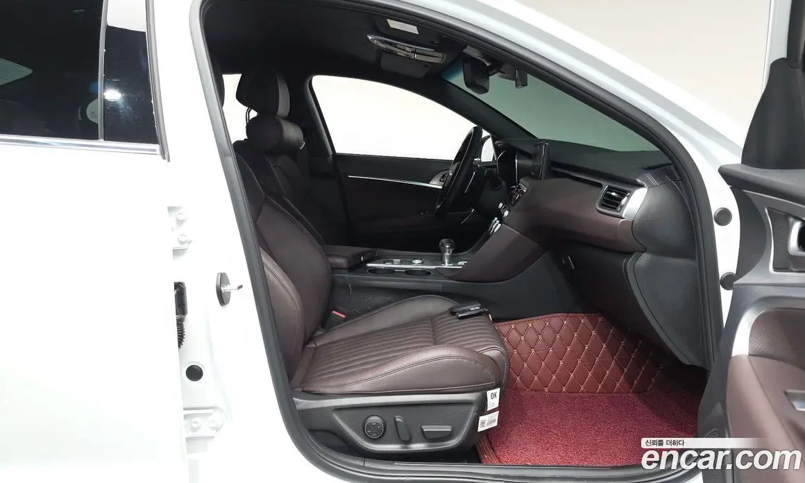 Genesis G70 2021 2.0 автомат (гидро), фото 15 Genesis G70 2021 2.0 автомат (гидро), фото 15