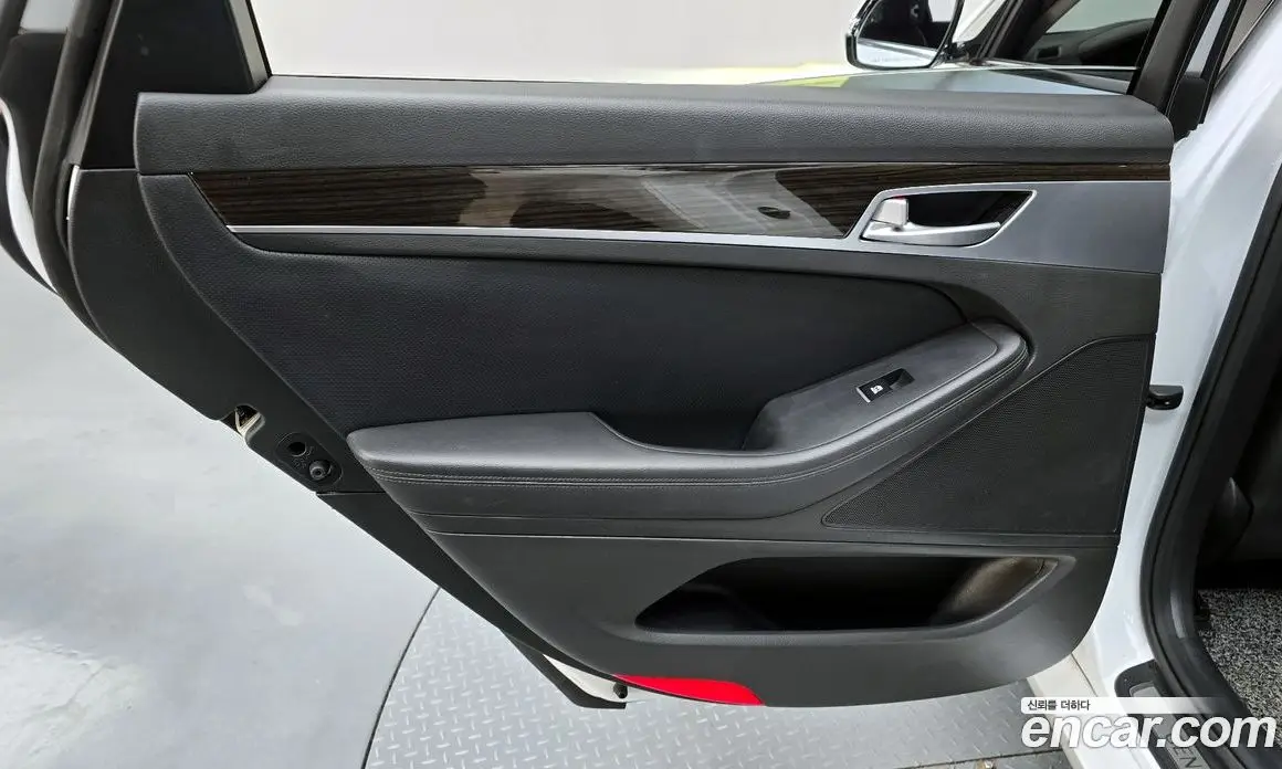 Genesis G80 2019 3.3 автомат (гидро), фото 15 Genesis G80 2019 3.3 автомат (гидро), фото 15