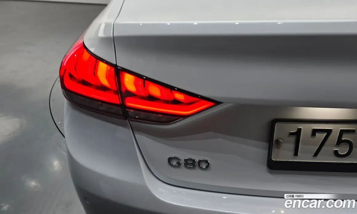 Genesis G80 2019 3.3 автомат (гидро), фото 9 Genesis G80 2019 3.3 автомат (гидро), фото 9