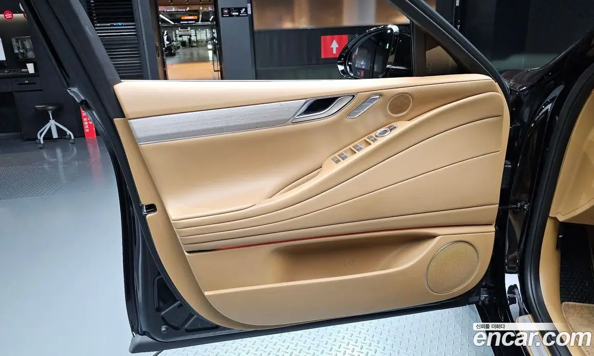 Genesis G80 2024 2.5 автомат (гидро), фото 14