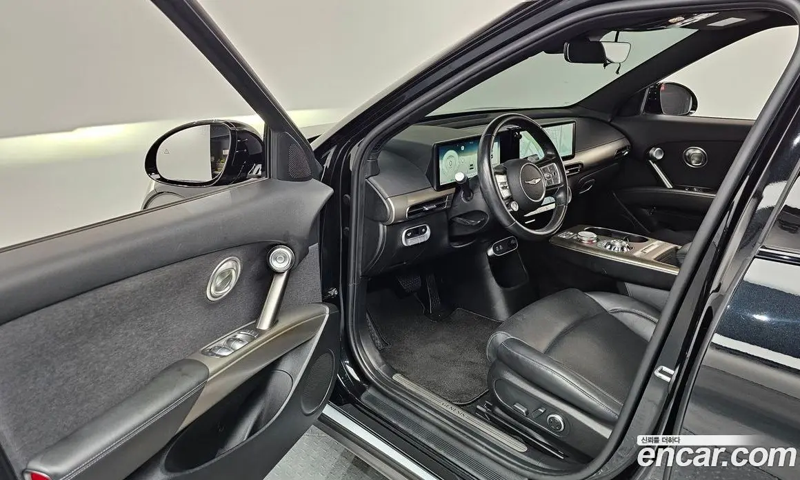 Genesis GV60 2021 0.1 автомат (гидро), фото 13
