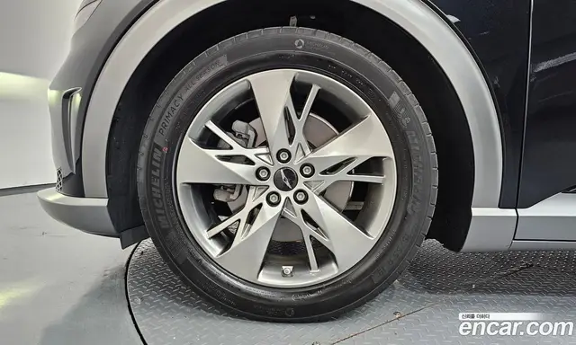 Genesis GV60 2021 0.1 автомат (гидро), миниатюра 5