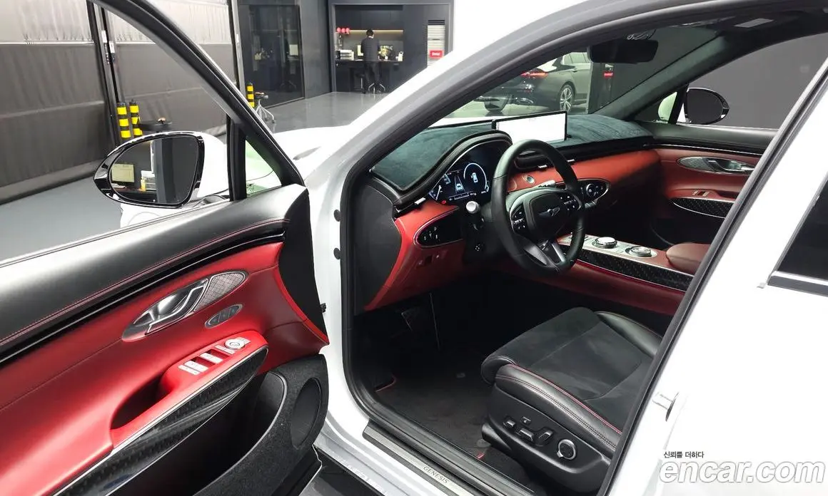 Genesis GV70 2021 2.5 автомат (гидро), фото 13 Genesis GV70 2021 2.5 автомат (гидро), фото 13