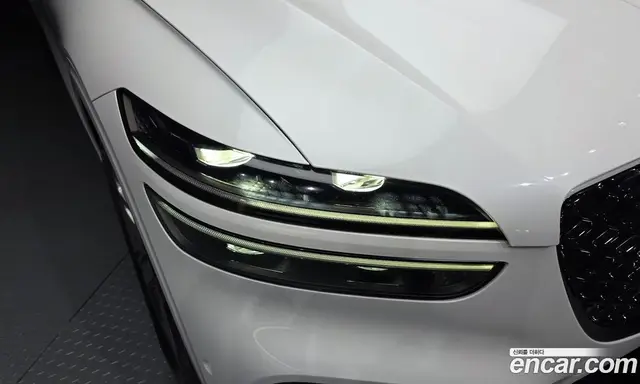 Genesis GV70 2021 2.5 автомат (гидро), миниатюра 8 Genesis GV70 2021 2.5 автомат (гидро), миниатюра 8