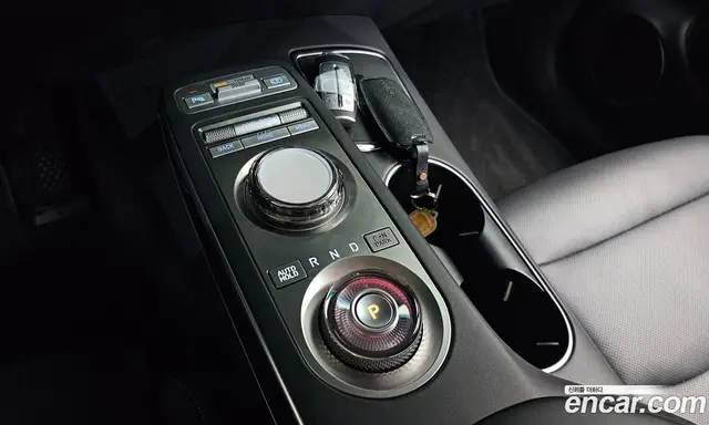Genesis GV70 2021 2.5 автомат (гидро), миниатюра 11 Genesis GV70 2021 2.5 автомат (гидро), миниатюра 11