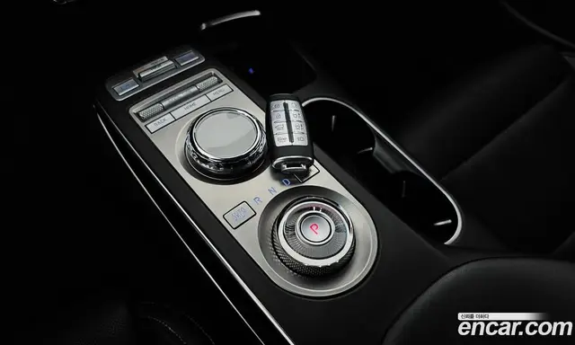 Genesis GV70 2021 2.2 автомат (гидро), миниатюра 12
