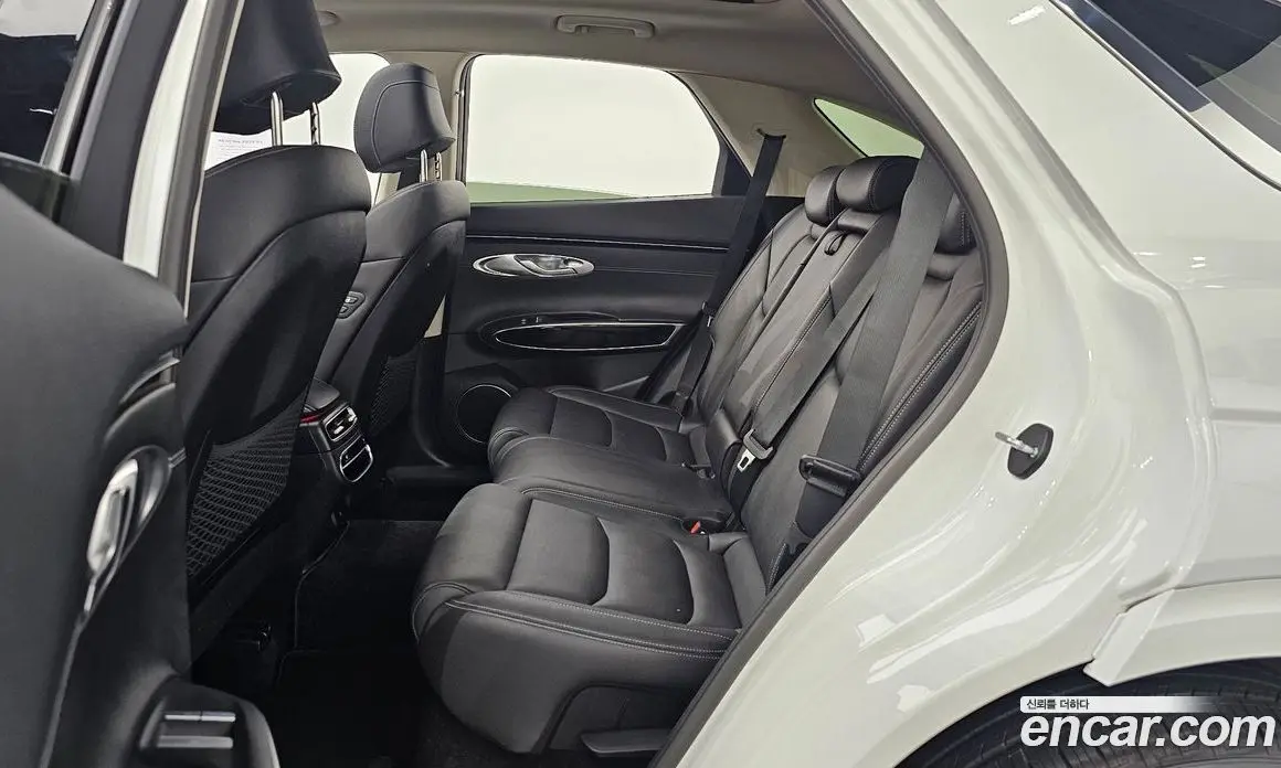 Genesis GV70 2021 2.2 автомат (гидро), фото 16
