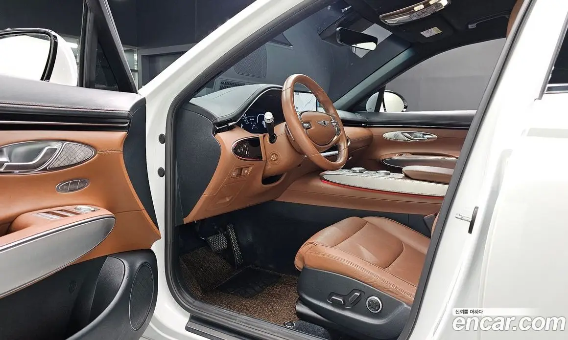 Genesis GV70 2021 2.5 автомат (гидро), фото 13 Genesis GV70 2021 2.5 автомат (гидро), фото 13