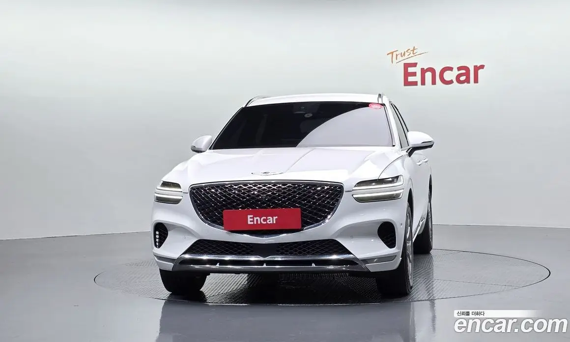 Genesis GV70 2021 2.5 автомат (гидро), фото 3 Genesis GV70 2021 2.5 автомат (гидро), фото 3
