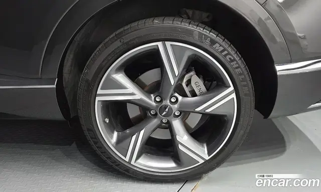 Genesis GV80 2024 2.5 автомат (гидро), миниатюра 7