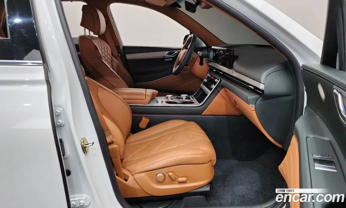 Genesis GV80 2024 2.5 автомат (гидро), фото 16 Genesis GV80 2024 2.5 автомат (гидро), фото 16