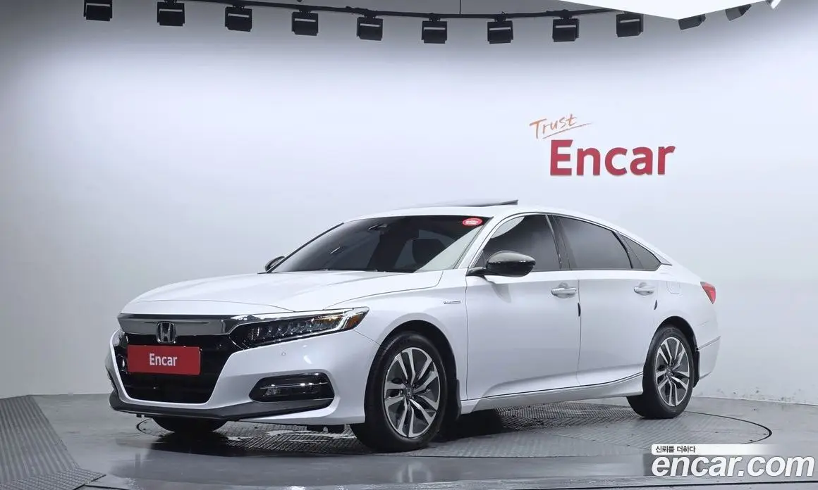Honda Accord 2019 2.0 автомат (гидро), фото 1 Honda Accord 2019 2.0 автомат (гидро), фото 1