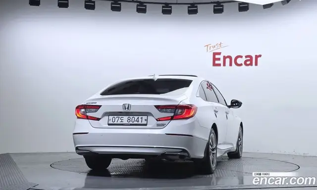 Honda Accord 2019 2.0 автомат (гидро), миниатюра 4 Honda Accord 2019 2.0 автомат (гидро), миниатюра 4