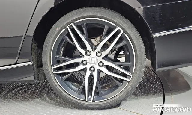 Honda Accord 2021 2.0 автомат (гидро), миниатюра 7