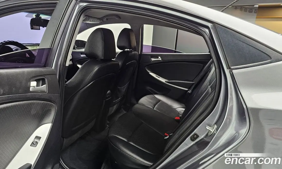 Hyundai Accent 2014 1.4 автомат (гидро), фото 13 Hyundai Accent 2014 1.4 автомат (гидро), фото 13