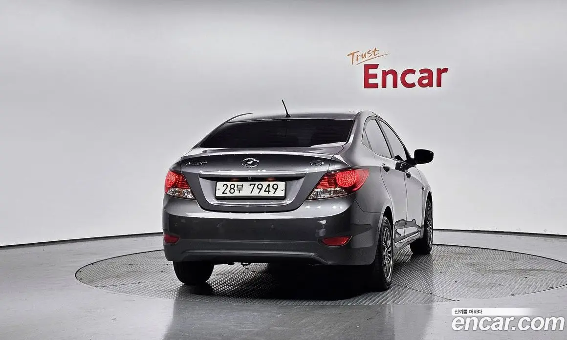 Hyundai Accent 2014 1.4 автомат (гидро), фото 3 Hyundai Accent 2014 1.4 автомат (гидро), фото 3