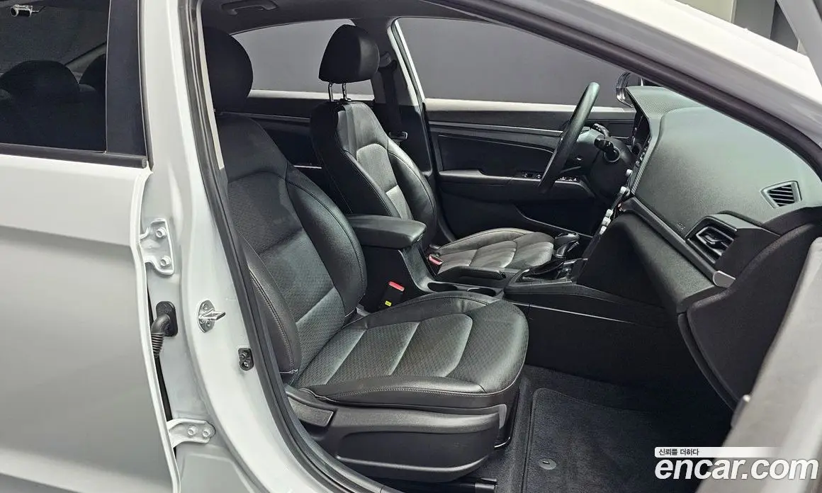 Hyundai Avante 2020 1.6 автомат (гидро), фото 16 Hyundai Avante 2020 1.6 автомат (гидро), фото 16