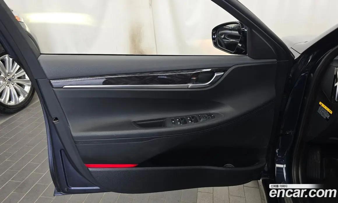 Hyundai Grandeur 2017 2.4 автомат (гидро), фото 14 Hyundai Grandeur 2017 2.4 автомат (гидро), фото 14