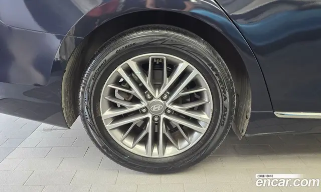 Hyundai Grandeur 2017 2.4 автомат (гидро), миниатюра 5 Hyundai Grandeur 2017 2.4 автомат (гидро), миниатюра 5