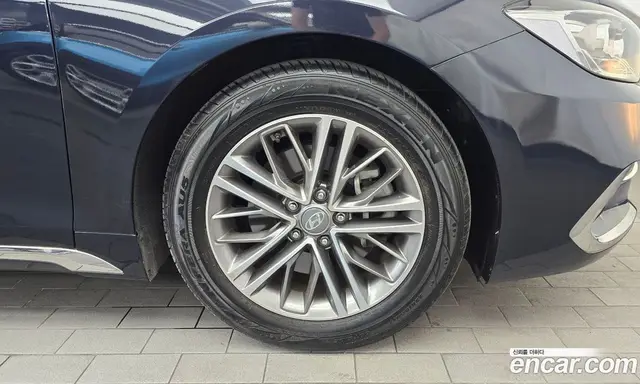 Hyundai Grandeur 2017 2.4 автомат (гидро), миниатюра 7 Hyundai Grandeur 2017 2.4 автомат (гидро), миниатюра 7