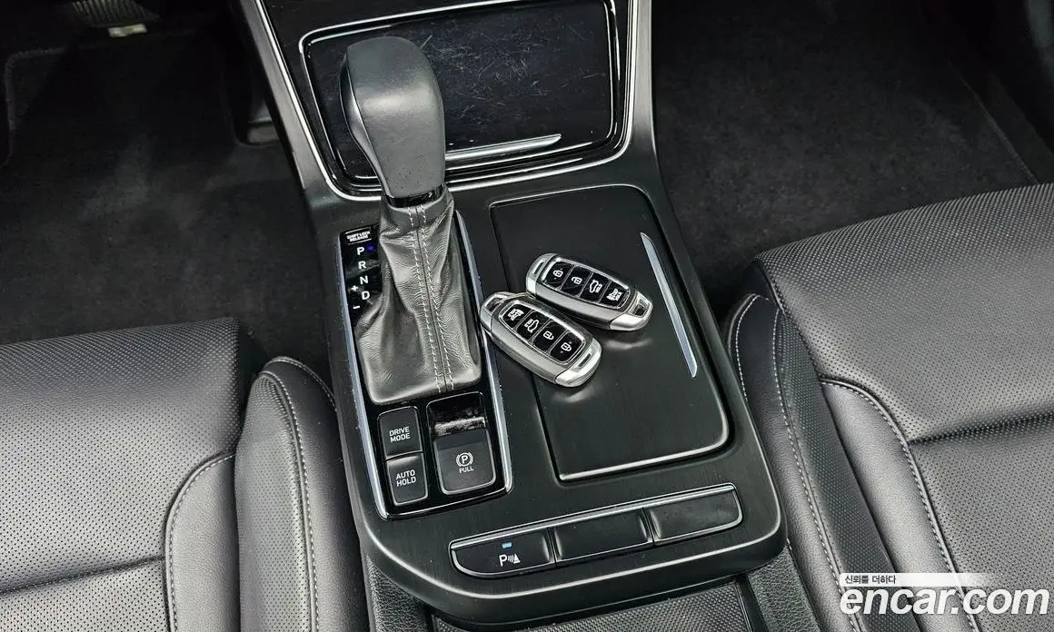 Hyundai Grandeur 2017 2.4 автомат (гидро), фото 12