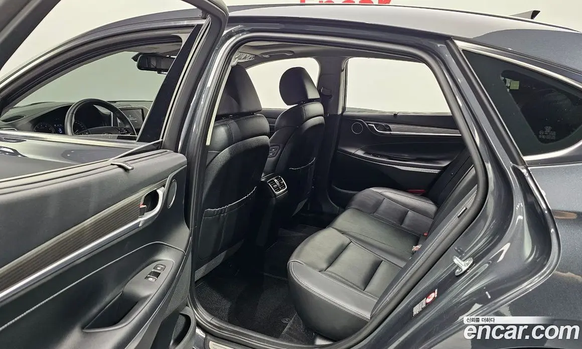 Hyundai Grandeur 2017 2.4 автомат (гидро), фото 17