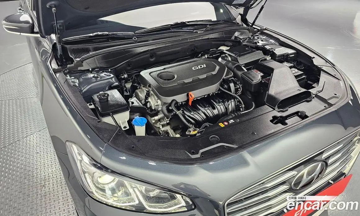 Hyundai Grandeur 2017 2.4 автомат (гидро), фото 6