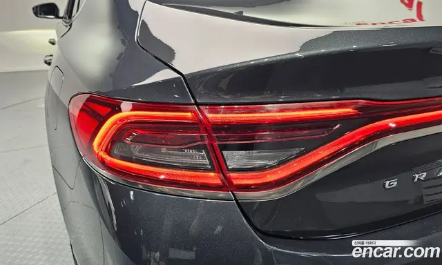 Hyundai Grandeur 2017 2.4 автомат (гидро), миниатюра 9