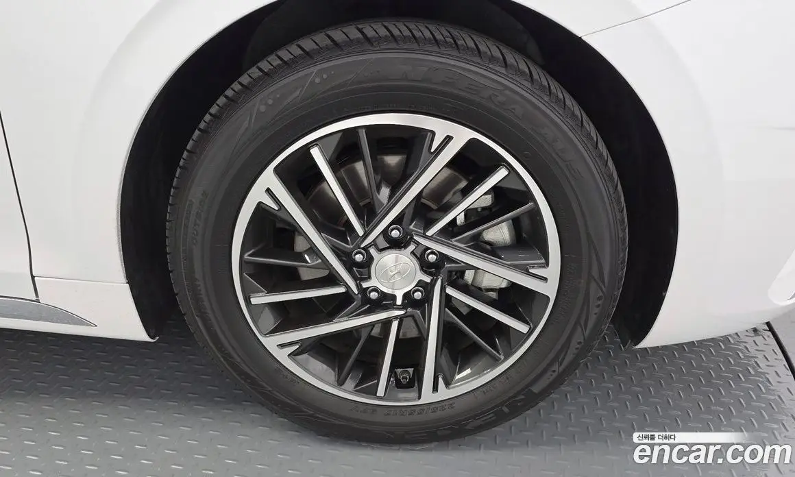 Hyundai Grandeur 2020 2.5 автомат (гидро), фото 7 Hyundai Grandeur 2020 2.5 автомат (гидро), фото 7