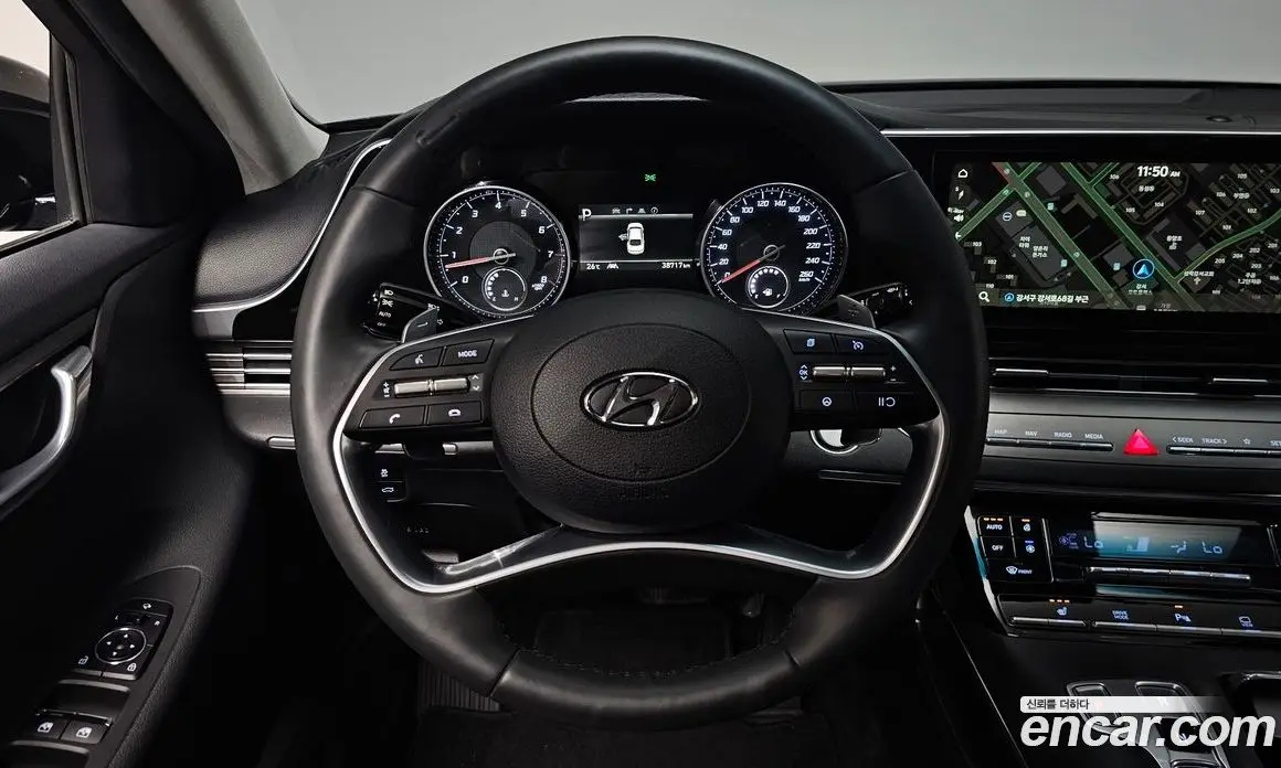 Hyundai Grandeur 2022 3.0 автомат (гидро), фото 18