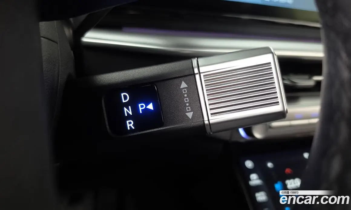 Hyundai Grandeur 2024 1.6 автомат (гидро), фото 12