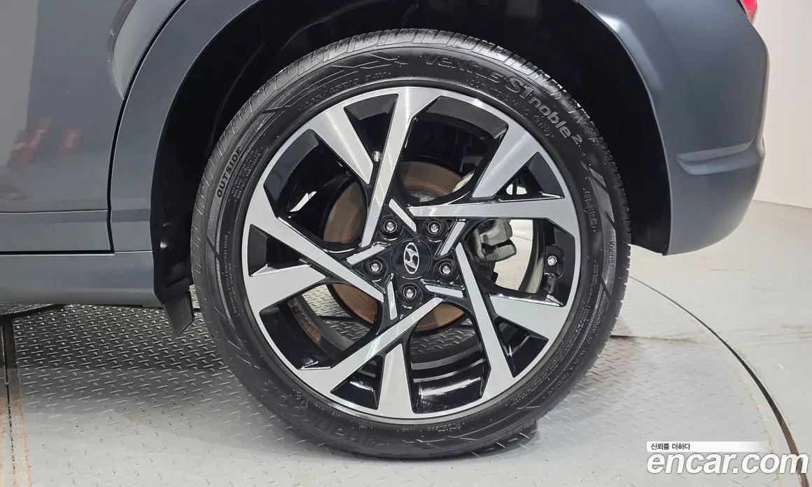Hyundai Kona 2022 1.6 автомат (гидро), фото 6 Hyundai Kona 2022 1.6 автомат (гидро), фото 6