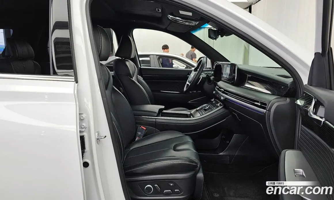 Hyundai Palisade 2024 2.2 автомат (гидро), фото 17