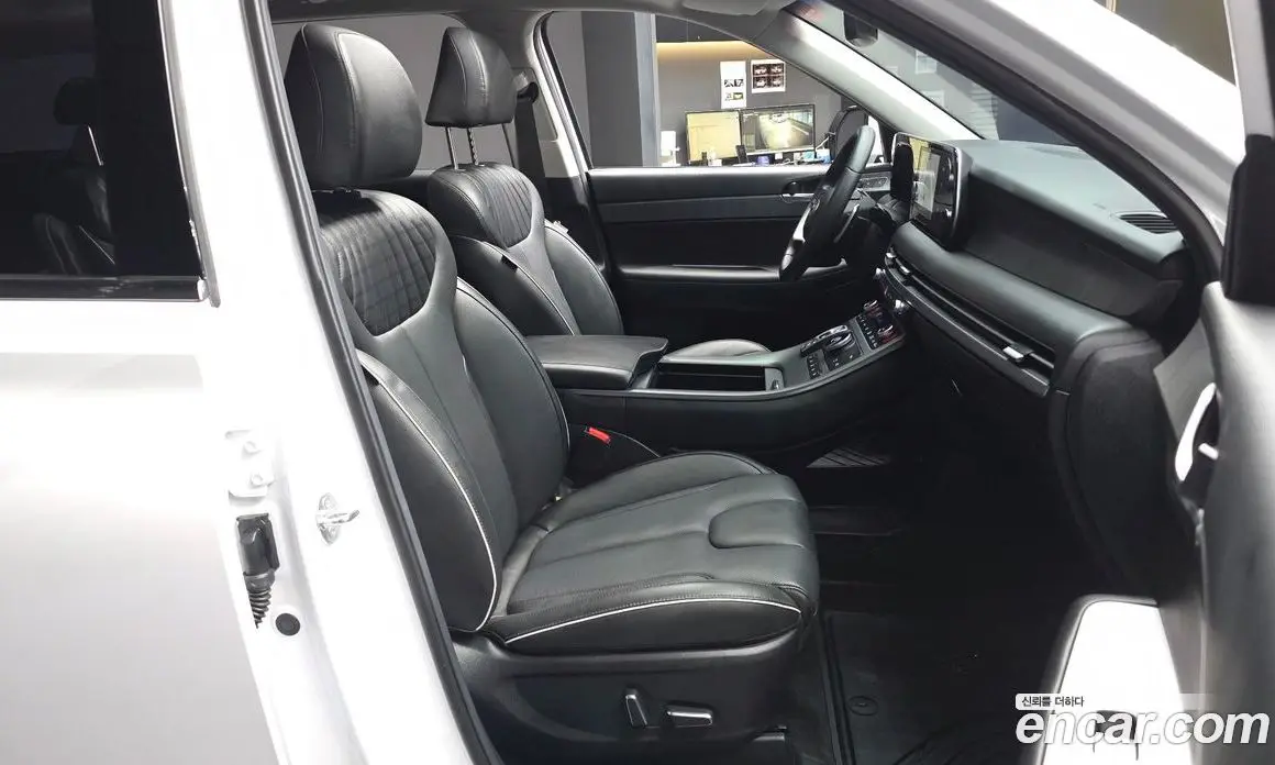 Hyundai Palisade 2024 3.8 автомат (гидро), фото 17