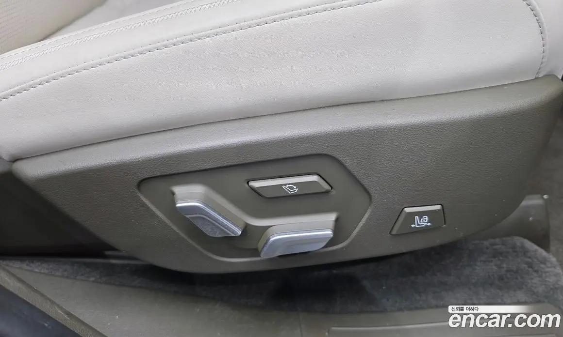 Hyundai Santa Fe 2024 1.6 автомат (гидро), фото 14