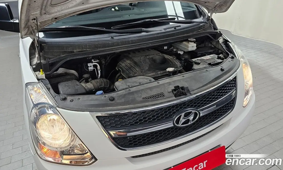 Hyundai Starex 2013 2.5 механика, фото 6