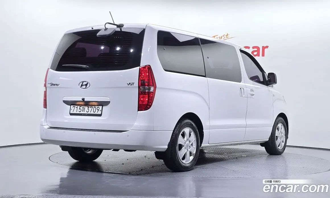 Hyundai Starex 2019 2.5 автомат (гидро), фото 2 Hyundai Starex 2019 2.5 автомат (гидро), фото 2