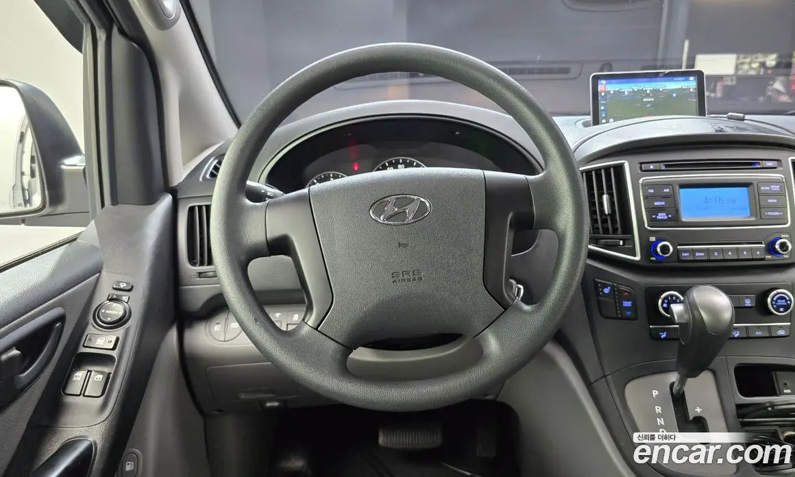 Hyundai Starex 2019 2.5 автомат (гидро), фото 19 Hyundai Starex 2019 2.5 автомат (гидро), фото 19