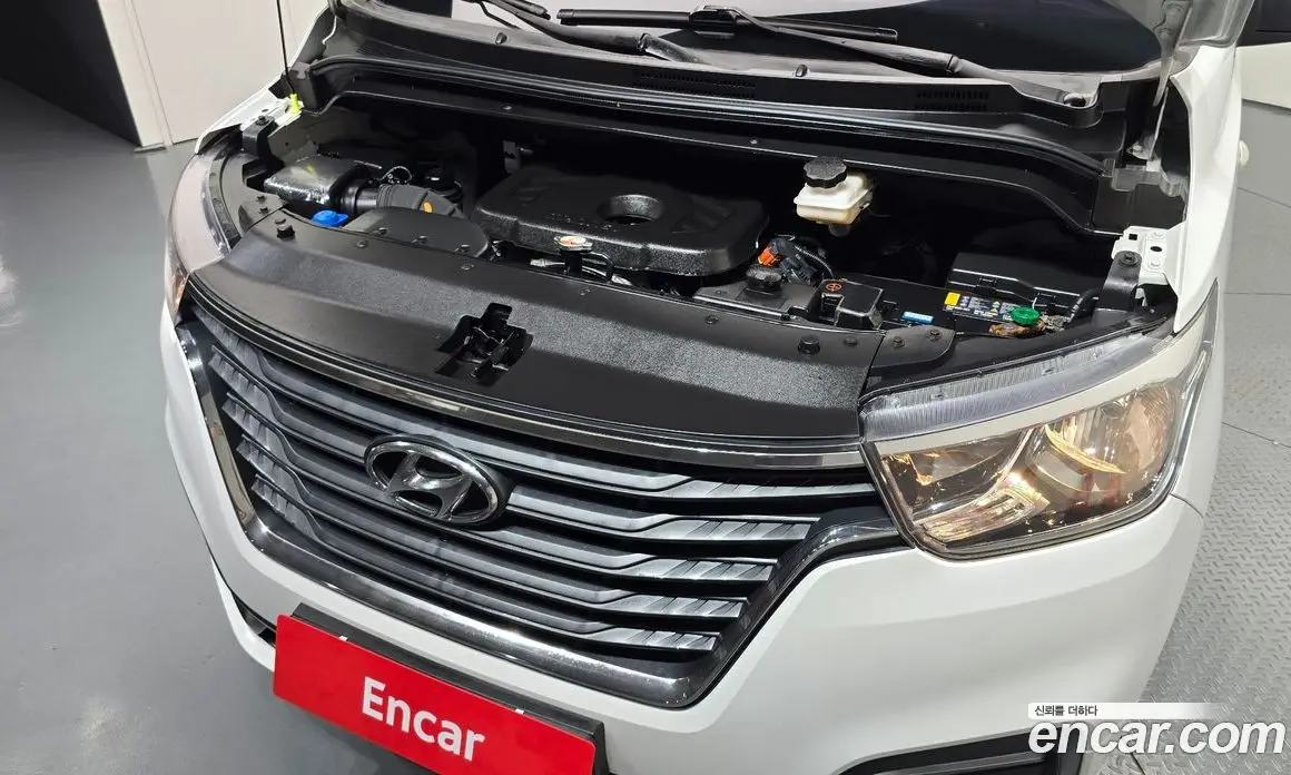 Hyundai Starex 2019 2.5 автомат (гидро), фото 6 Hyundai Starex 2019 2.5 автомат (гидро), фото 6