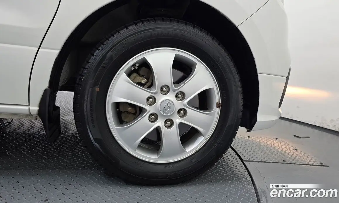 Hyundai Starex 2019 2.5 автомат (гидро), фото 7 Hyundai Starex 2019 2.5 автомат (гидро), фото 7