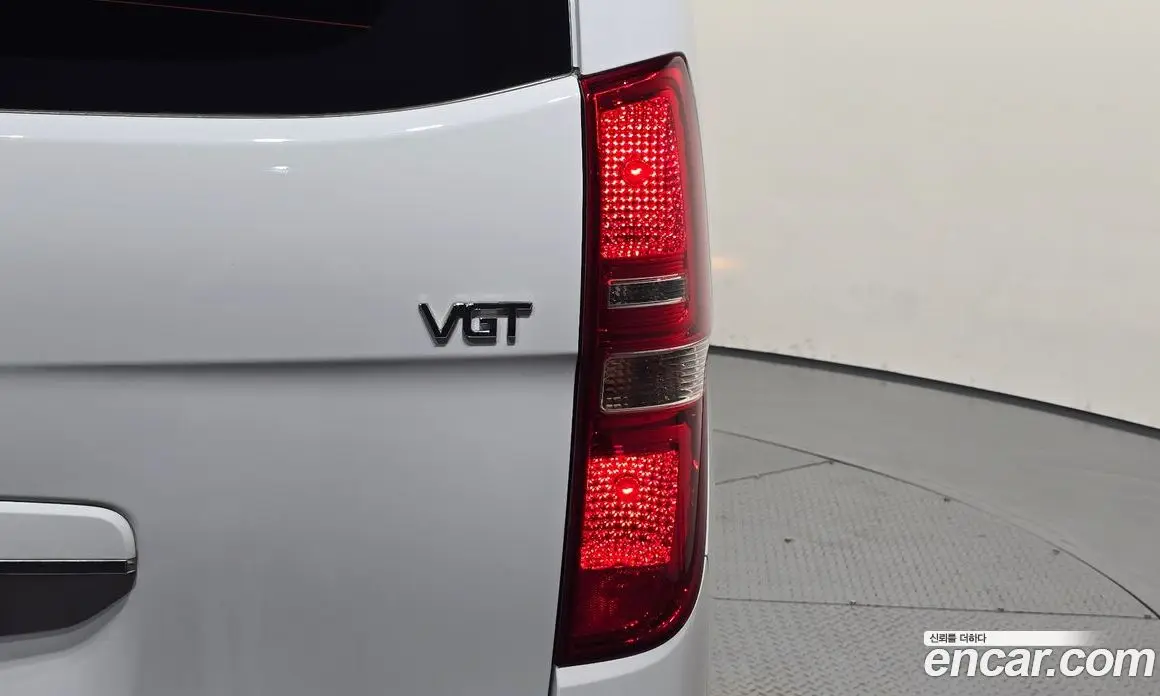 Hyundai Starex 2019 2.5 автомат (гидро), фото 9 Hyundai Starex 2019 2.5 автомат (гидро), фото 9