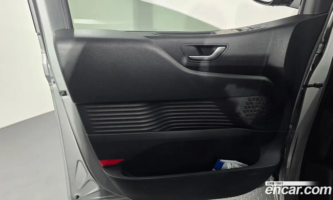 Hyundai Staria 2022 2.2 автомат (гидро), фото 14