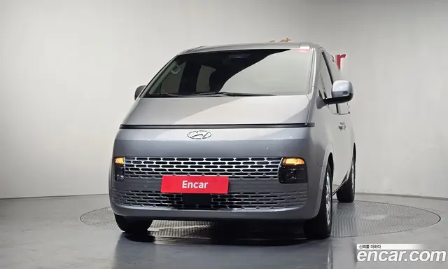 Hyundai Staria 2022 2.2 автомат (гидро), миниатюра 3