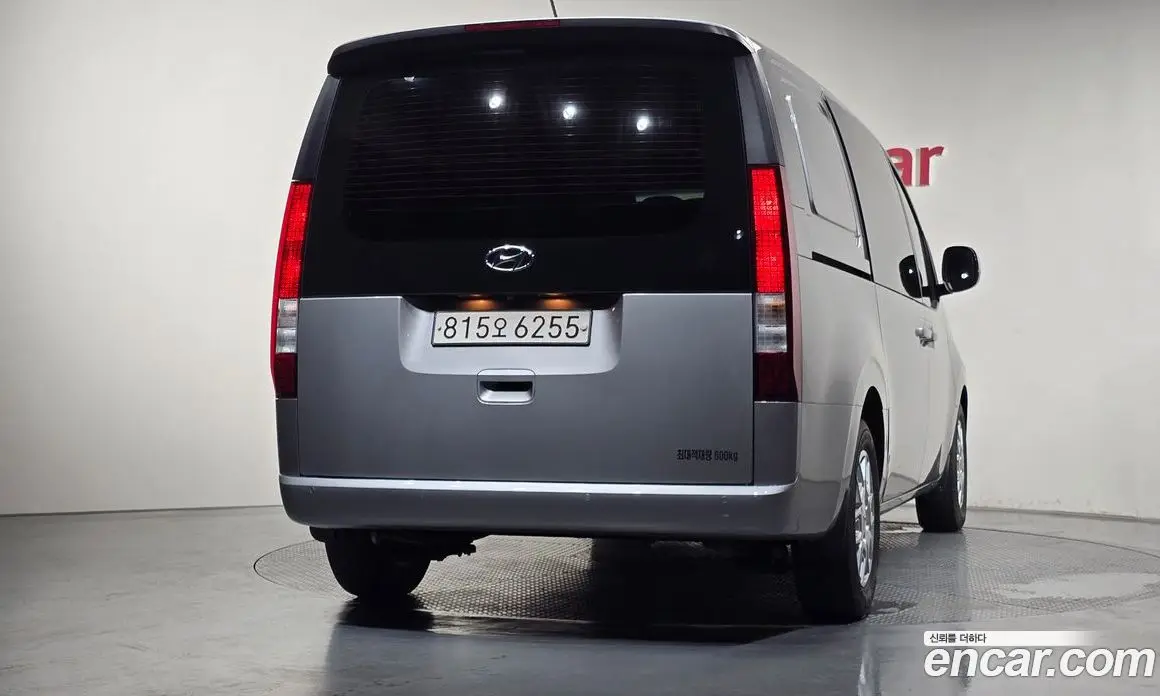 Hyundai Staria 2022 2.2 автомат (гидро), фото 4