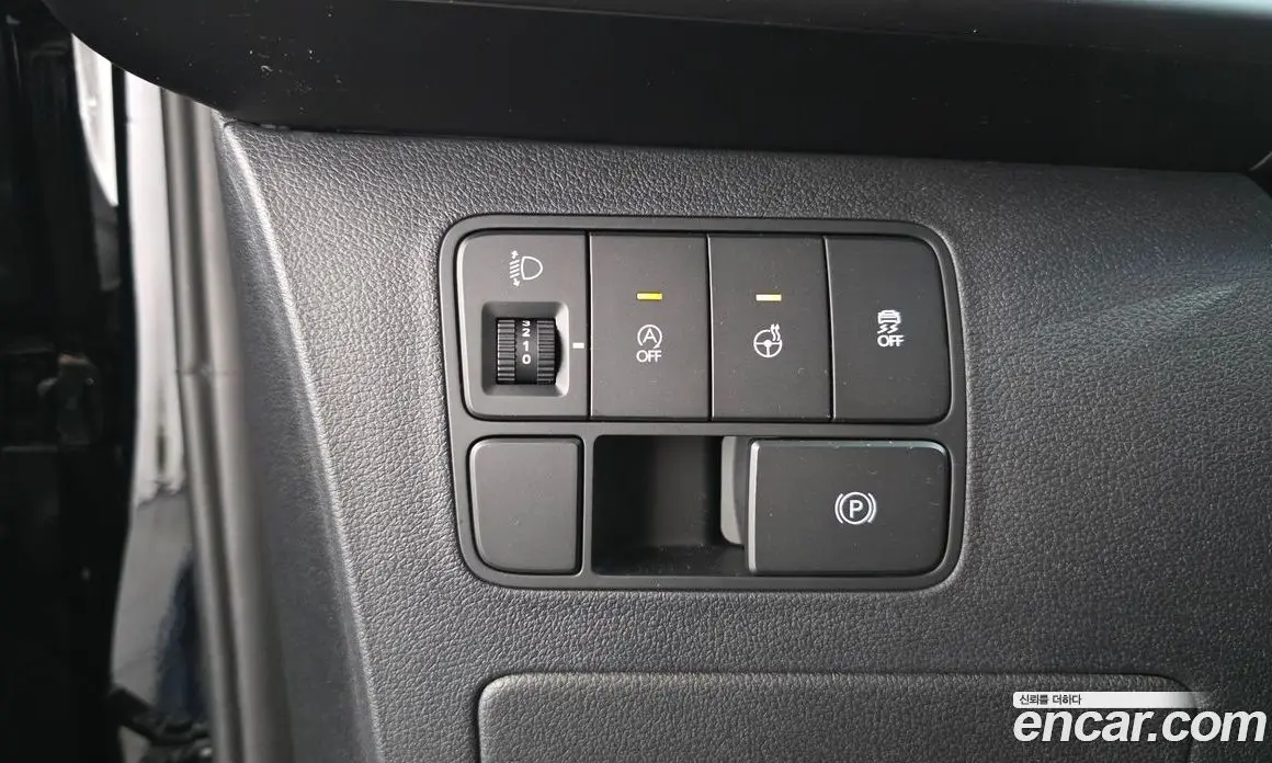 Hyundai Staria 2024 2.2 автомат (гидро), фото 17