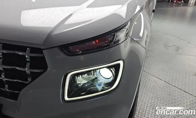 Hyundai Venue 2022 1.6 автомат (гидро), миниатюра 8