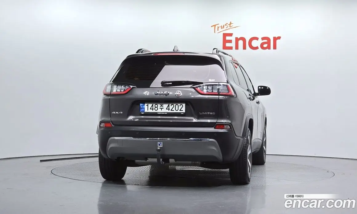 Jeep Cherokee 2022 2.4 автомат (гидро), фото 4 Jeep Cherokee 2022 2.4 автомат (гидро), фото 4
